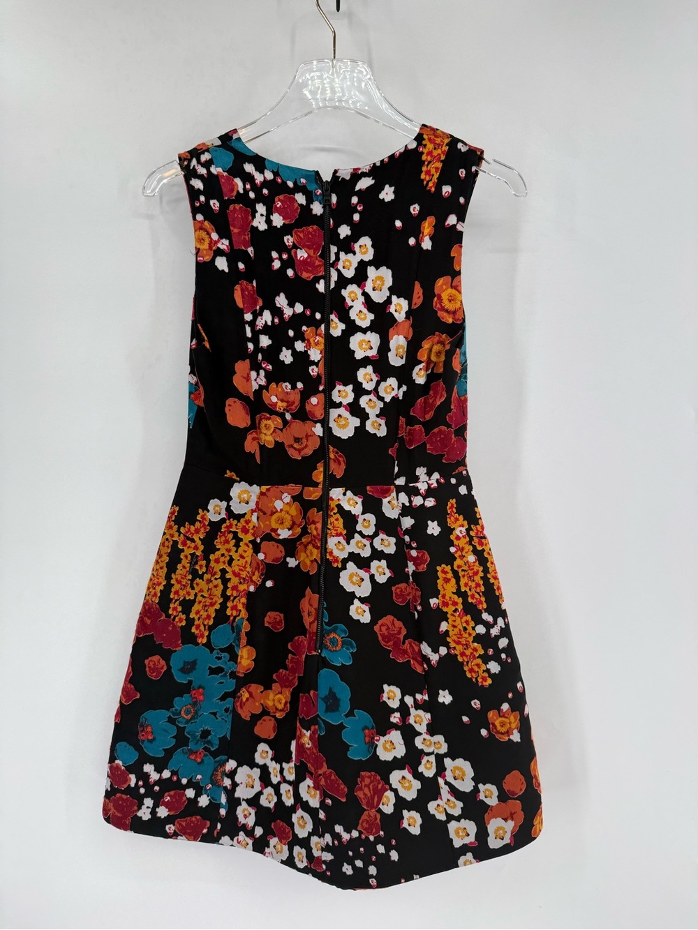 Alice + Olivia Patty V Neck Dress size xs - Picture 3 of 7
